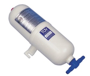 Plastikowy zbiornik wyrównawczy ciśnienia