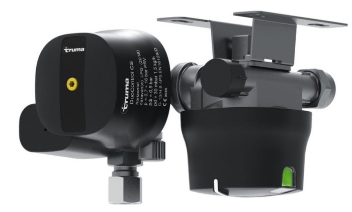 Truma DuoControl CS - Horizontal Truma Duocontrol Gastechnik Gaskocher Gasflasche Camping-Shop Reimo Shop.jpg