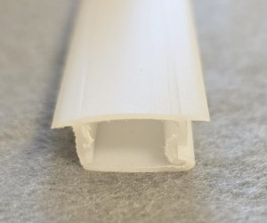 Profil do diod LED z wbudowaną osłoną 230 cm